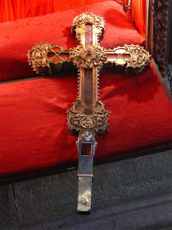 Lignum-crucis.jpg