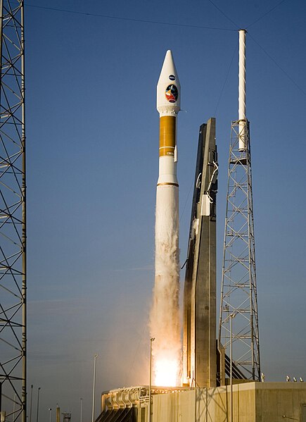 435px-MRO-launch.jpg