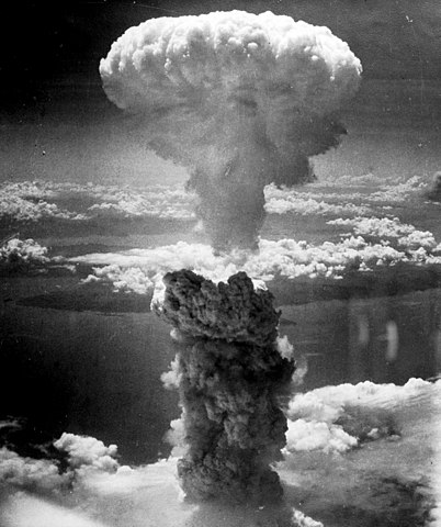 402px-Nagasakibomb.jpg