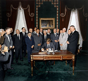 300px-President_Kennedy_signs_Nuclear_Test_Ban_Treaty%2C_07_October_1963.jpg