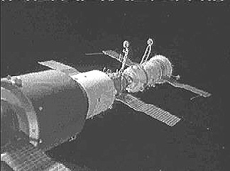 Salyut1_with_docked_Soyuz_spacecraft.jpg