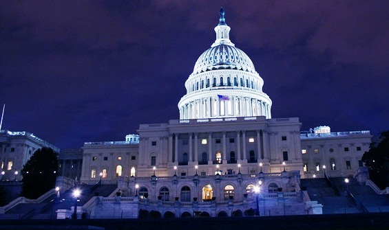 US-Capitol_Night-view_10512.jpg