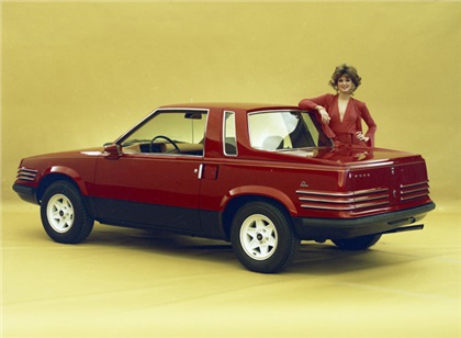 1976_Ghia_Ford_Prima_Concept_Car_Coupe_02.jpg