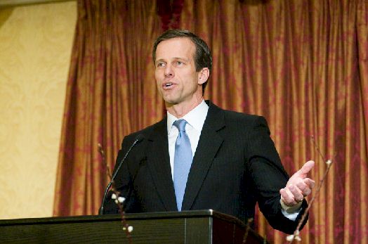 senator_john_thune.jpg